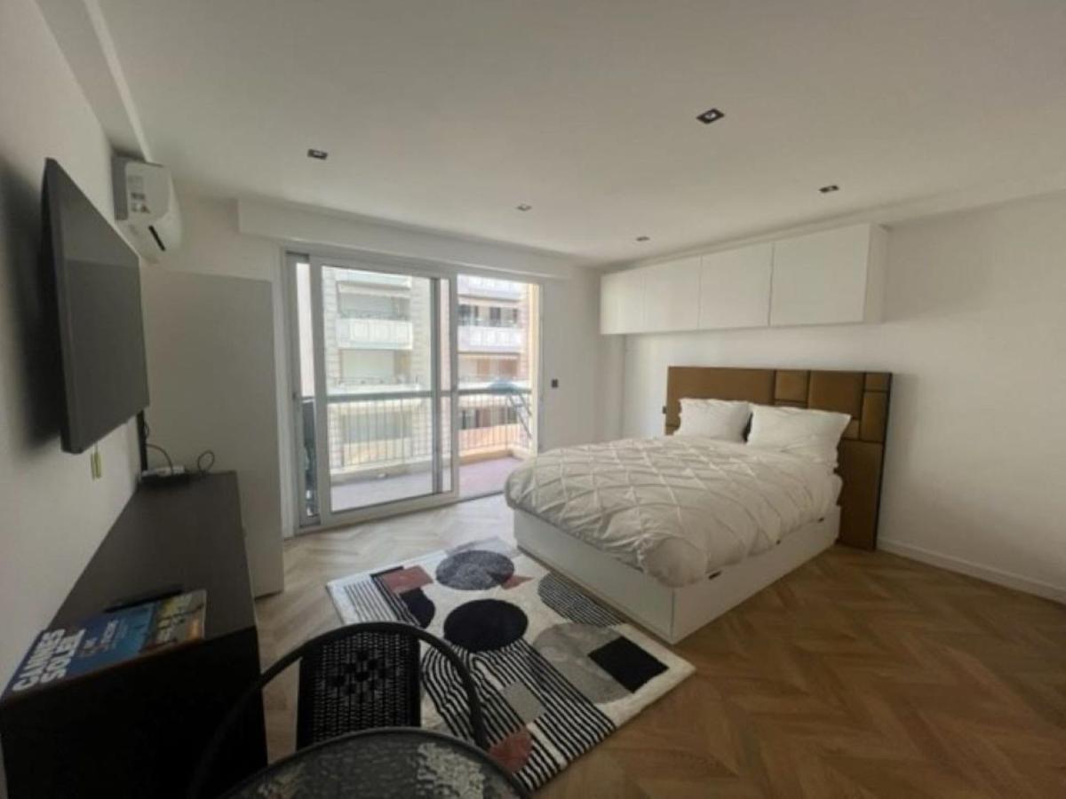 Moderne 5 Mn Plages Croisette A0b191