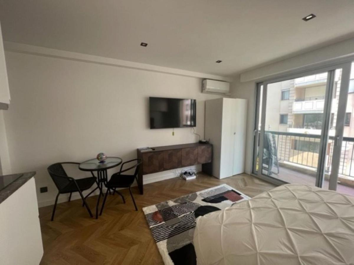 Moderne 5 Mn Plages Croisette A0b191